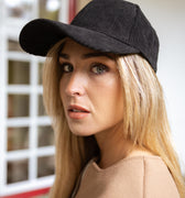BONÉ ELEANOR BLACK.