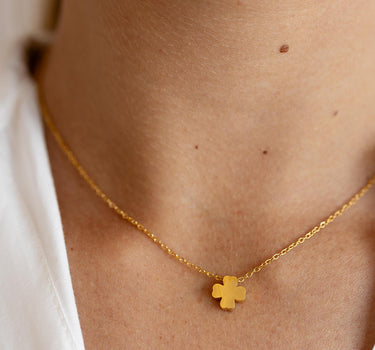 Glück Necklace.3