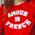 Sweatshirt Amour is French.2