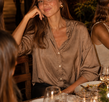 Camisa Inez Caramelo